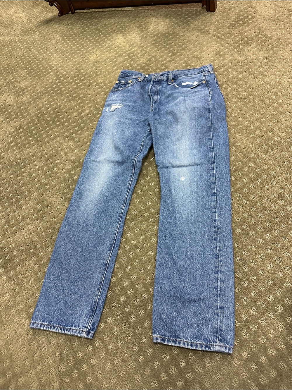 Levi's Women's Straight Leg Faded Blue Jeans